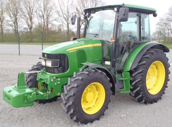 John Deere 5080