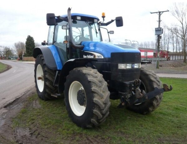 New Holland TM175