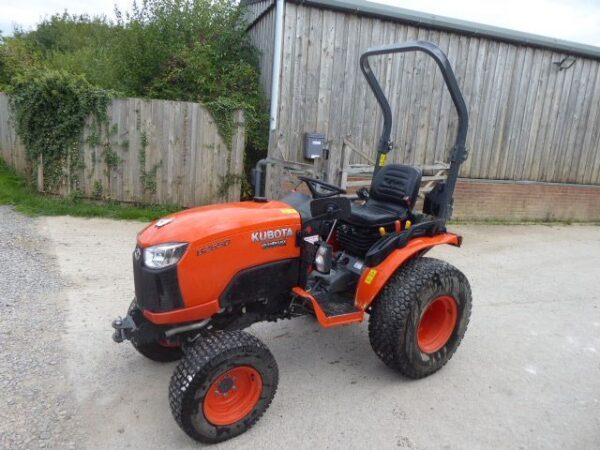 Kubota B2650 4WD